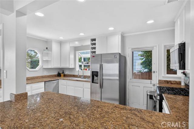 Manhattan Beach, CA 90266,608 35th Street