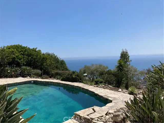 35 Oceanaire Drive, Rancho Palos Verdes, CA 90275