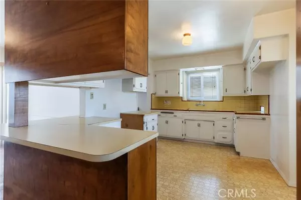 Gardena, CA 90249,1952 W 153rd St