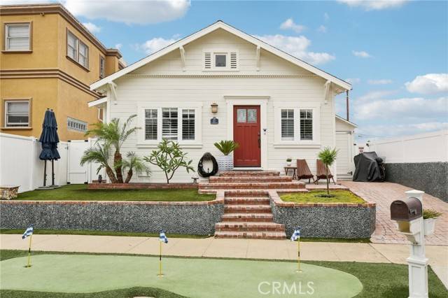 311 S Guadalupe Avenue, Redondo Beach, CA 90277