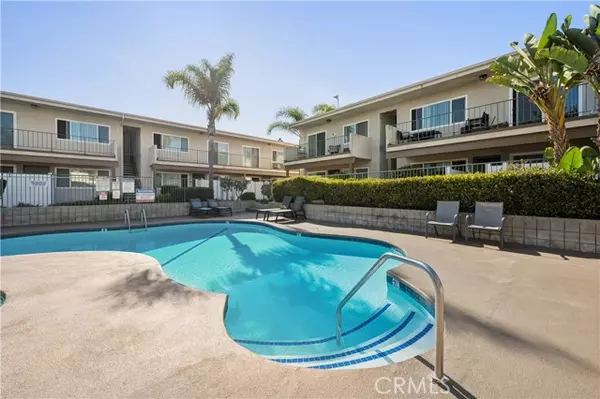 Torrance, CA 90503,3649 Emerald Street #230