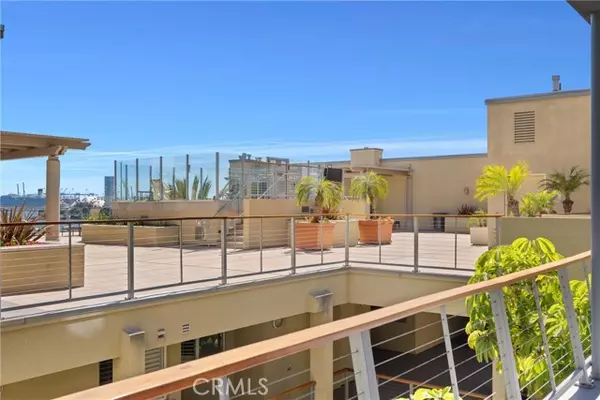 Long Beach, CA 90802,1400 E Ocean Boulevard #2111