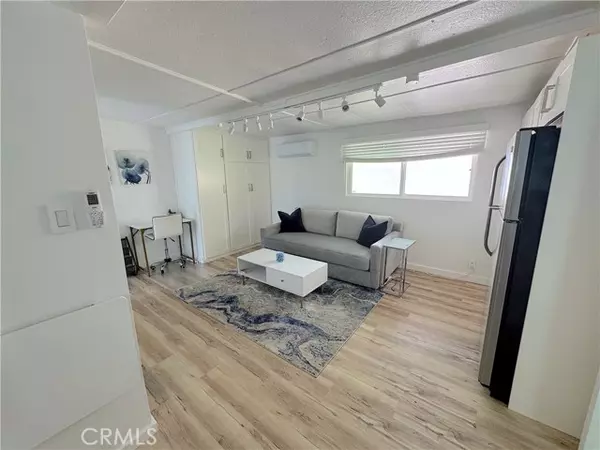 Redondo Beach, CA 90277,726 Esplanade