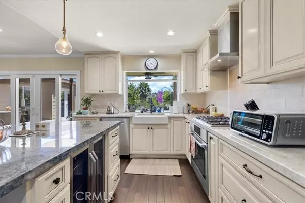 Rancho Palos Verdes, CA 90275,1236 Mount Rainier Road