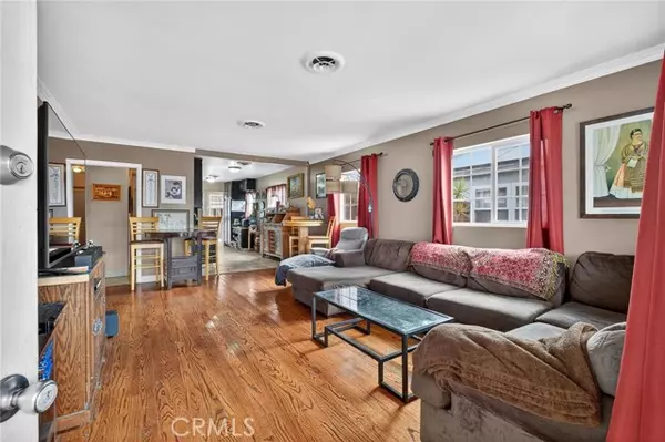 4547 W 141st Street, Hawthorne, CA 90250