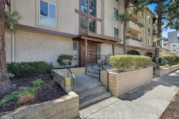 Rancho Palos Verdes, CA 90275,5718 Ravenspur Drive #202