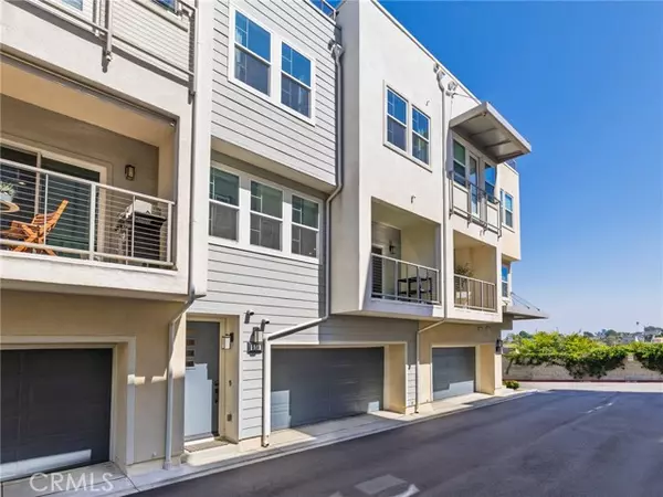 El Segundo, CA 90245,574 E Imperial Avenue