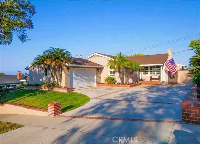 Rancho Palos Verdes, CA 90275,26228 Birchfield Avenue