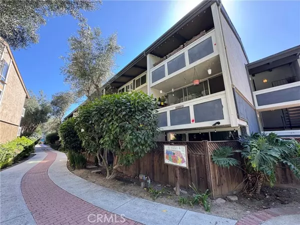 6355 Green Valley Circle #215, Culver City, CA 90230