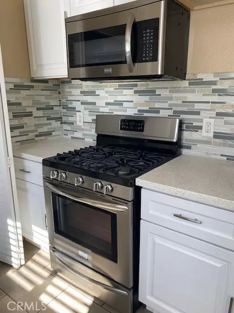 Harbor City (los Angeles), CA 90710,1691 261st Street #1