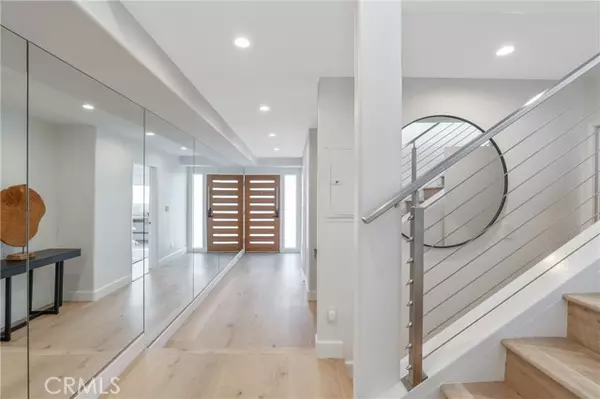 Marina Del Rey, CA 90292,30 Reef Street #3