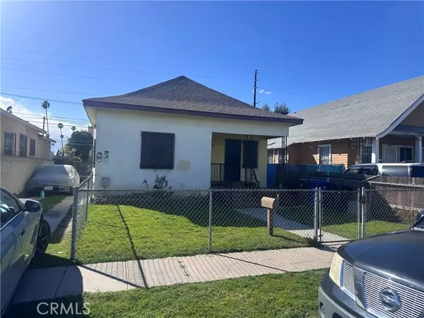 5875 S Flower Street, Los Angeles, CA 90003