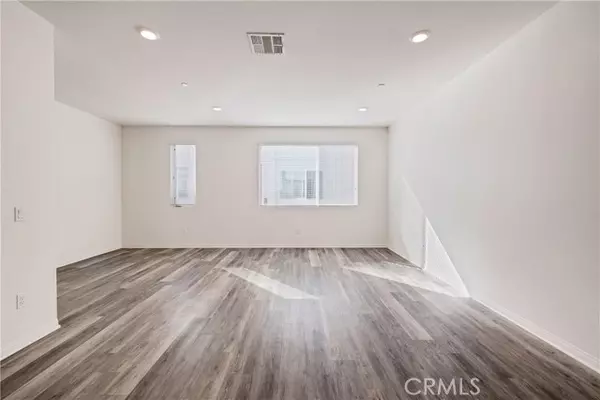 Gardena, CA 90247,14424 Lily Lane #5