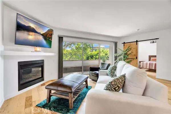 Playa Del Rey (los Angeles), CA 90293,8710 Delgany Avenue #17