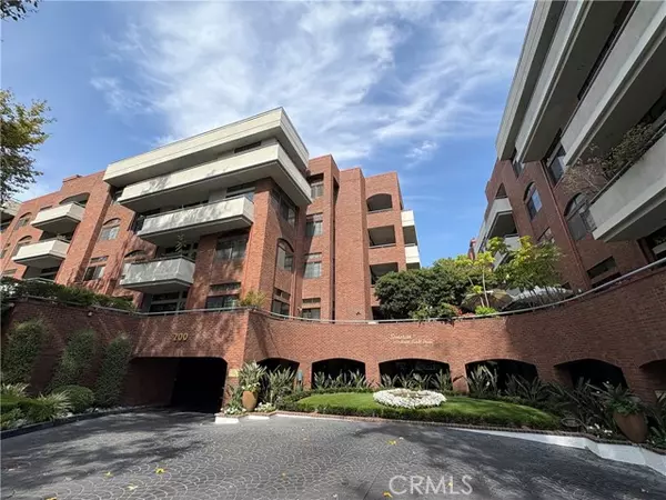 Beverly Hills, CA 90211,200 N Swall Drive #L252