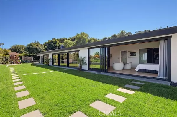 28056 Palos Verdes Dr E, Rancho Palos Verdes, CA 90275