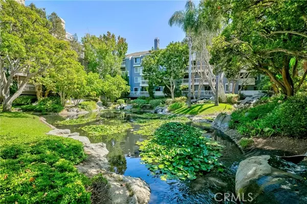 20301 Bluffside Circle #D401, Huntington Beach, CA 92646