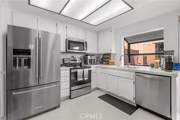 San Pedro (los Angeles), CA 90732,1216 Westmont Drive