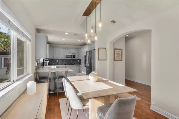 Redondo Beach, CA 90278,2213 Carnegie Lane #A