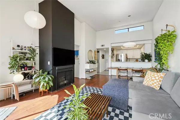 Long Beach, CA 90802,550 Orange Avenue #318