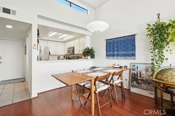 Long Beach, CA 90802,550 Orange Avenue #318