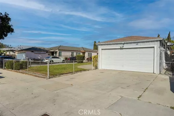 Lawndale, CA 90260,14522 Avis Avenue