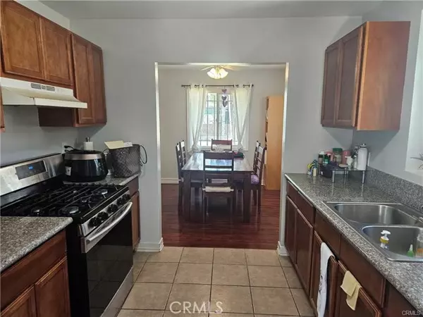 10202 Doty Avenue, Inglewood, CA 90303