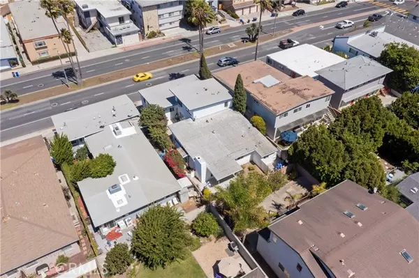 Manhattan Beach, CA 90266,1436 Manhattan Beach Boulevard