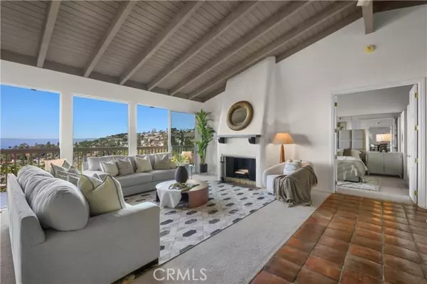 Palos Verdes Estates, CA 90274,1308 Via Coronel