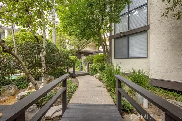 Rancho Palos Verdes, CA 90275,5987 Peacock Ridge #101