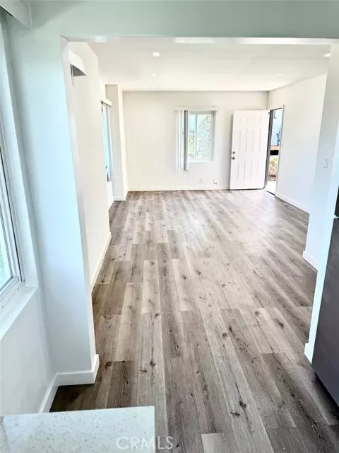 El Segundo, CA 90245,1112 E Imperial Avenue