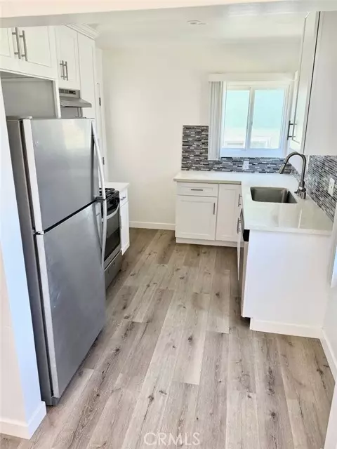 El Segundo, CA 90245,1112 E Imperial Avenue