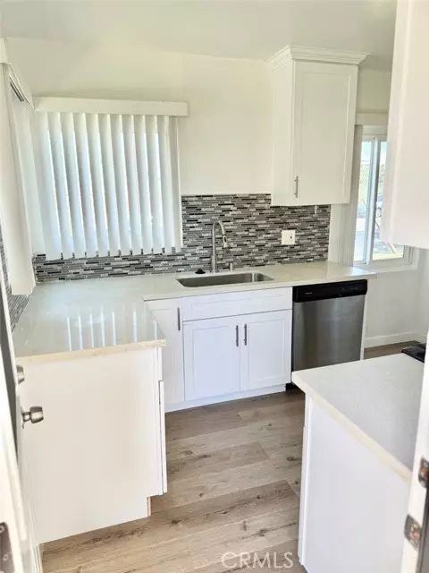 El Segundo, CA 90245,1112 E Imperial Avenue