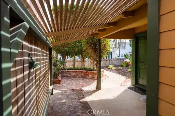 Manhattan Beach, CA 90266,425 30th Street