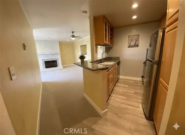 Redondo Beach, CA 90277,650 The Village #314