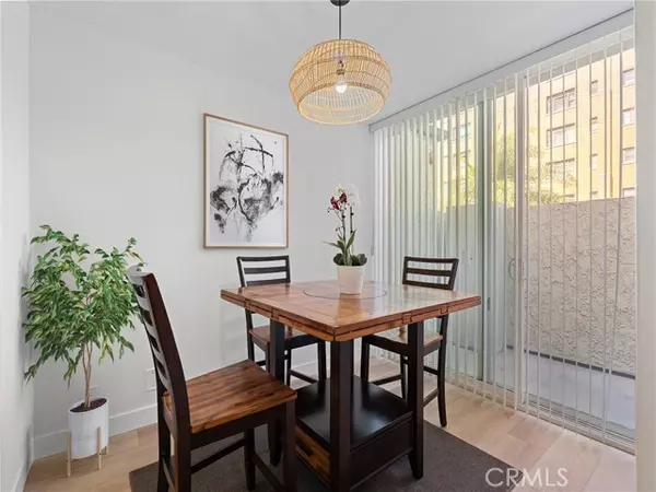 Long Beach, CA 90802,1 3rd Pl #2