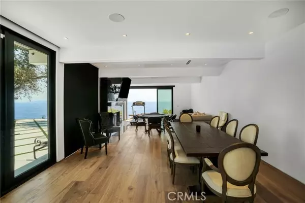 Malibu, CA 90265,20786 Cool Oak Way