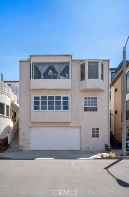 Manhattan Beach, CA 90266,3012 Manhattan Avenue