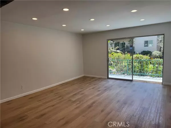 Encino (los Angeles), CA 91316,5460 White Oak Avenue #C109