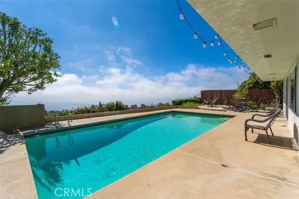 Rancho Palos Verdes, CA 90275,28603 Cedarbluff Drive