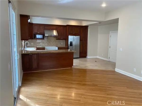 Redondo Beach, CA 90277,210 N Lucia #B