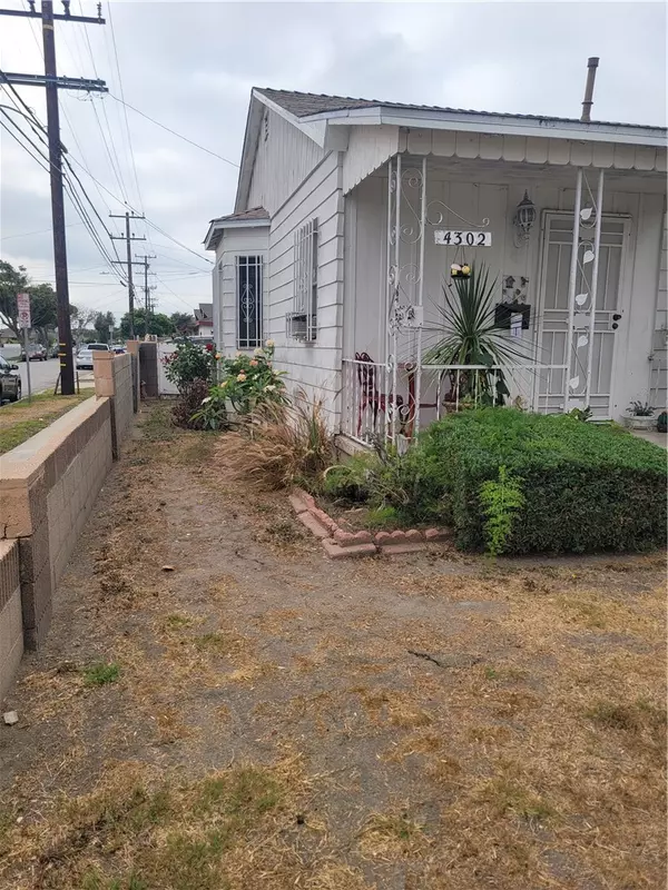 Hawthorne, CA 90250,4302 W 133rd