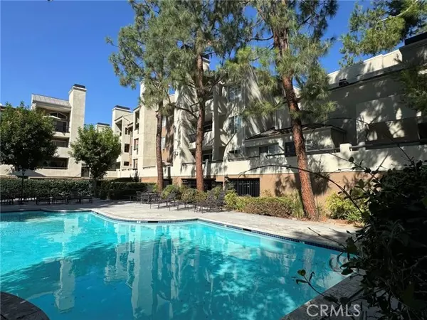 5550 Owensmouth Ave #217, Woodland Hills (los Angeles), CA 91367