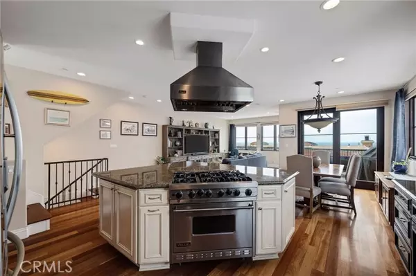 Redondo Beach, CA 90277,1724 Esplanade #C