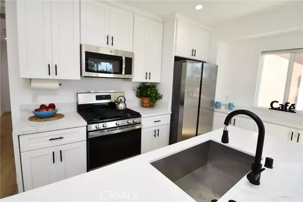 Inglewood, CA 90302,935 E Fairview Boulevard