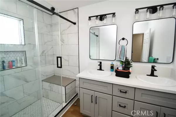 Lawndale, CA 90260,4028 W 160 Street