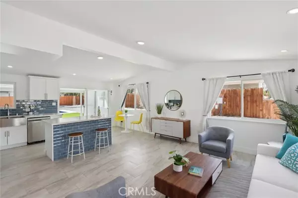 Palm Springs, CA 92262,845 W Gateway Drive