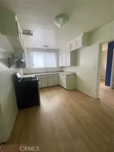 Redondo Beach, CA 90277,875 Calle De Arboles