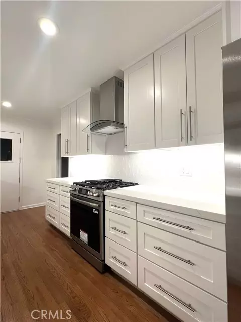 Inglewood, CA 90303,2308 W Century Boulevard