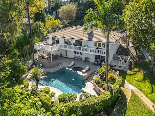 36 Pony Lane, Rolling Hills Estates, CA 90274